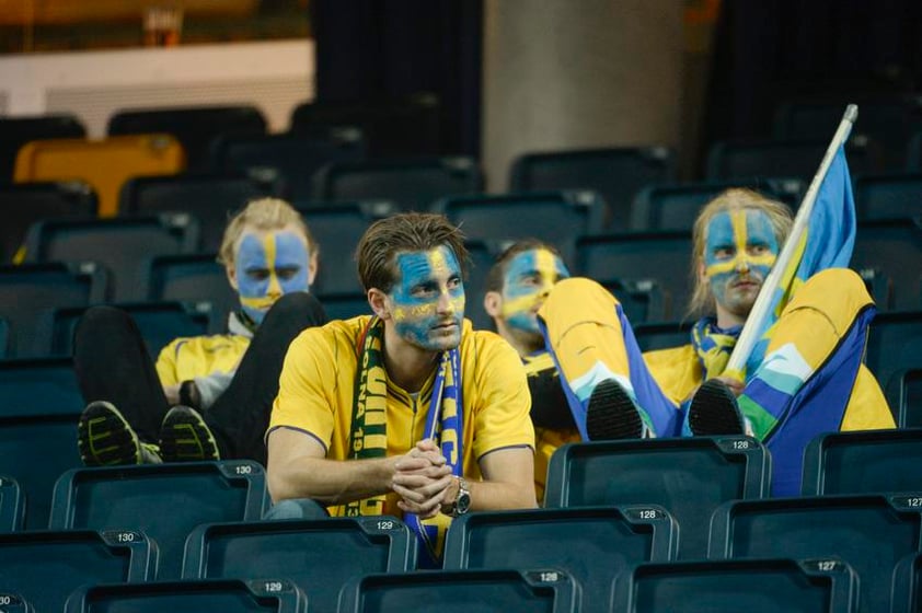 La afición triste ya que no podrán ver a su selección en el Mundial.