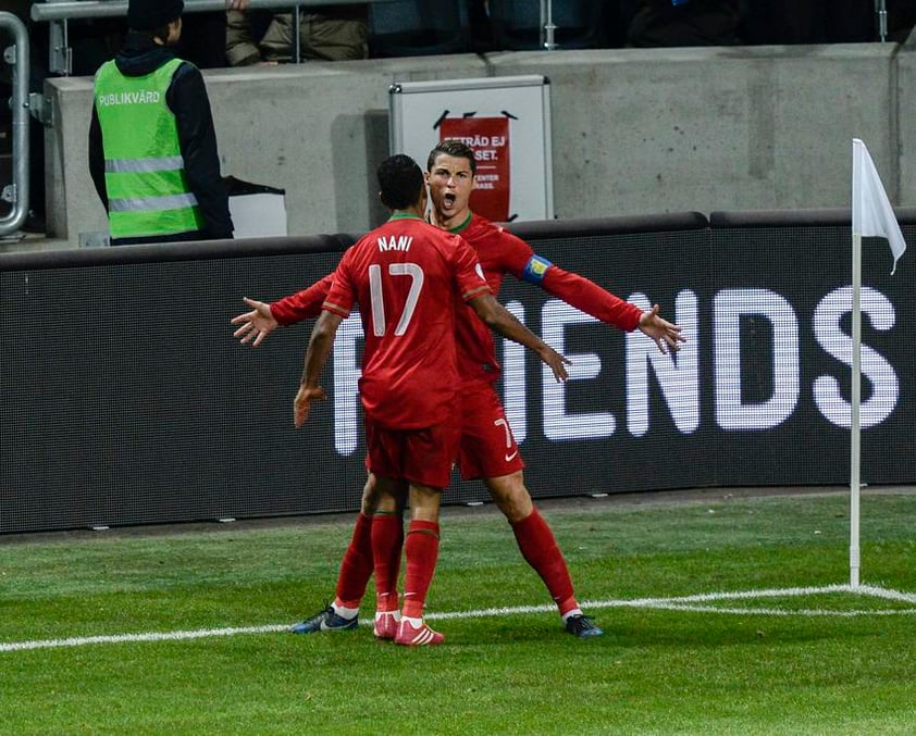 ‘CR7’ volvía al ataque, un contragolpe más de los portugueses y la figura del Real Madrid definió con potencia y cruzado de izquierda para marcar el 3-2 en el global, al 77’.