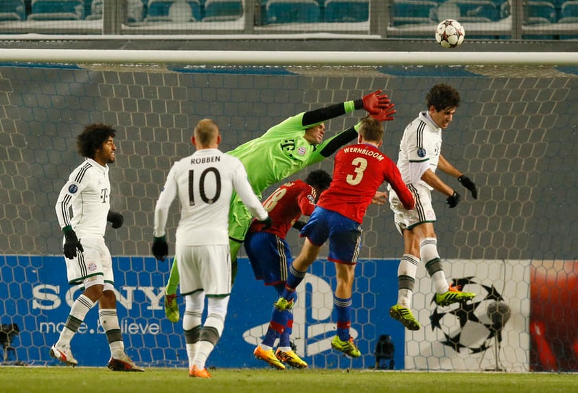 Bayern Munich, actual campeón del torneo, derrotó 1-3 al CSKA Moscú en duelo disputado en suelo ruso y con el que marcó un nuevo récord de 10 victorias consecutivas.