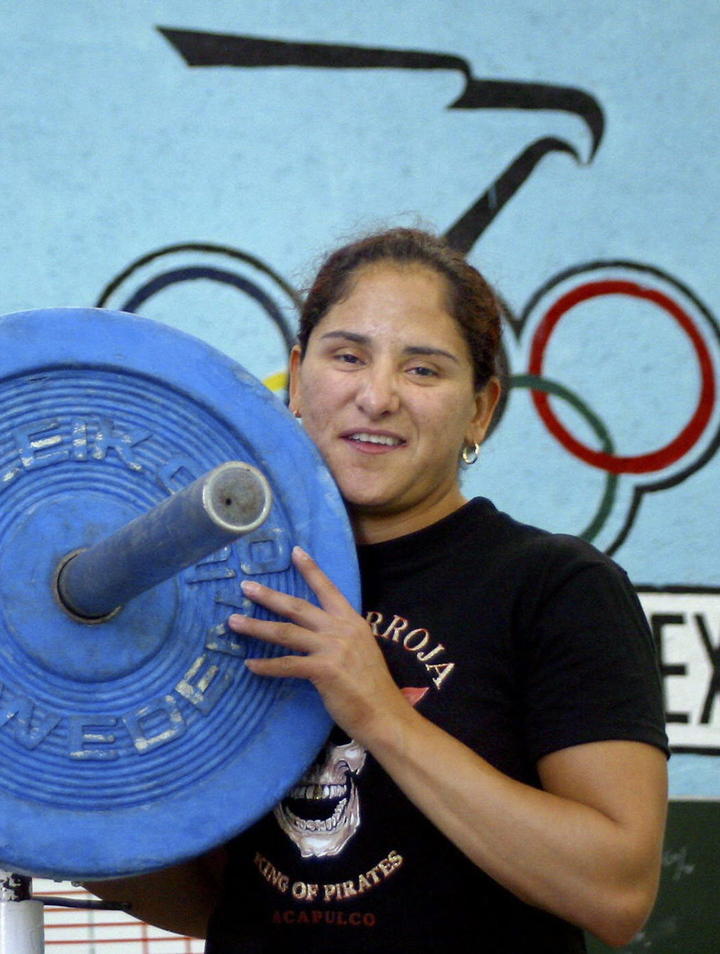 28 de marzo. Soraya Jiménez | La ex atleta mexicana, Soraya Jiménez, falleció a los 35 años, víctima de un infarto al corazón; fue la primera mujer mexicana en conseguir una medalla de oro olímpica.