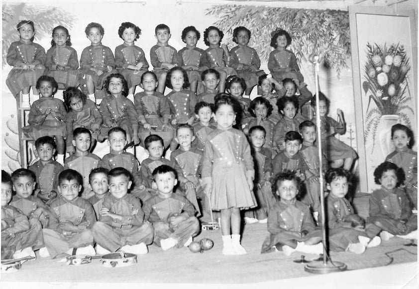 Orquesta Infantil del Jardín de Niños del Colegio Torreón de la maestra Raquel Vaqueraen los 60’s.