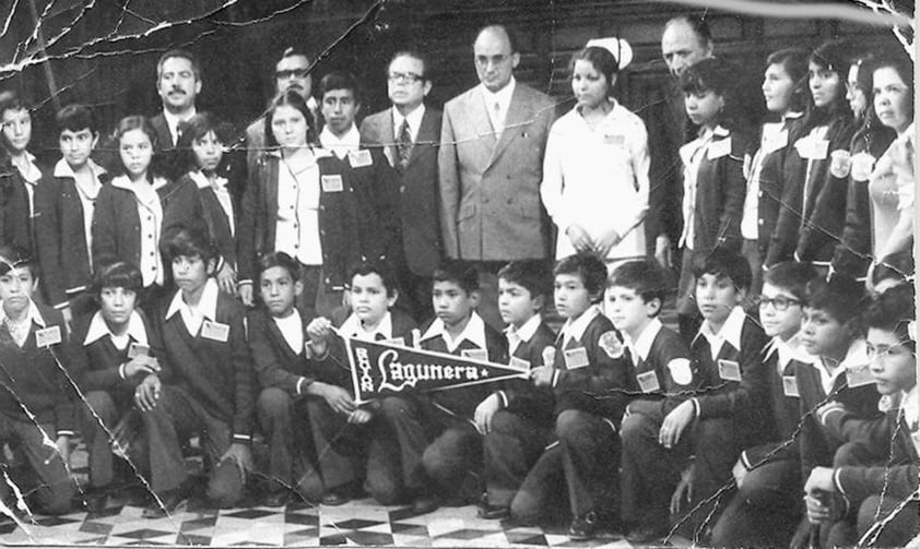 Alumnos destacados en 1974.