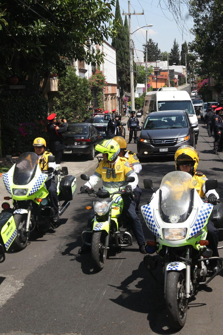 Las cenizas de García Márquez se encontraban en su domicilio, desde donde salieron para dirigirse a Bellas Artes en medio de un fuerte operativo de seguridad.