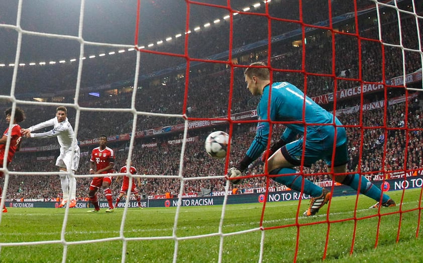 Luka Modric cobró un tiro de esquina al área teutona donde Sergio Ramos apareció a segundo palo, para meter la cabeza y mandar el balón al fondo de la portería de Manuel Neuer.