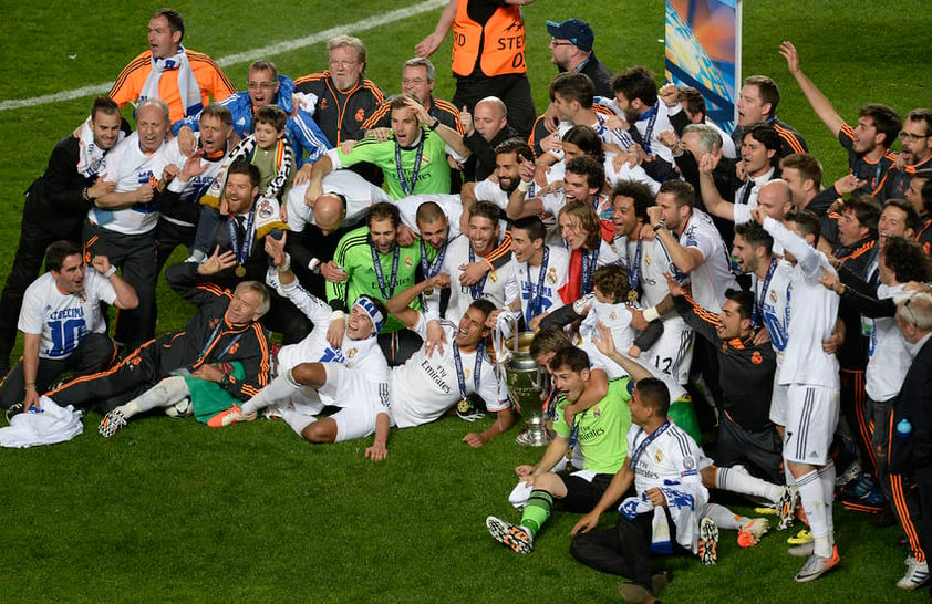 Los 'merengues' festejaron muy felices la 'Décima'.