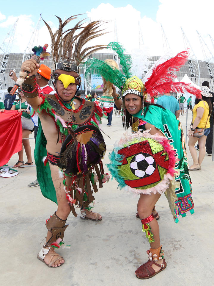 Aficionados mexicanos acudieron al Estadio Castelao de Fortaleza, Brasil, para expresar su apoyo al Tricolor.