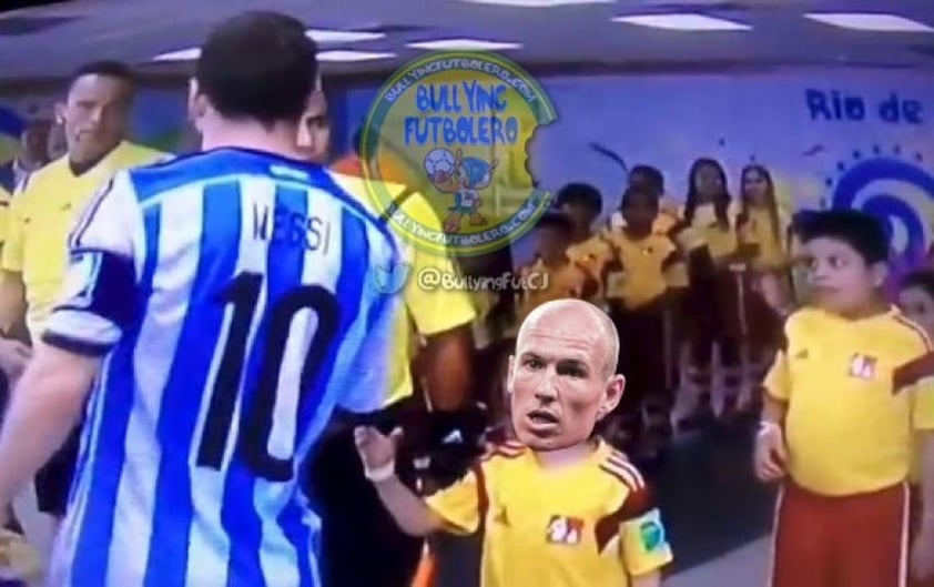 Messi fue captado por paparazzis negándole el saludo al hijo de Arjen Robben.