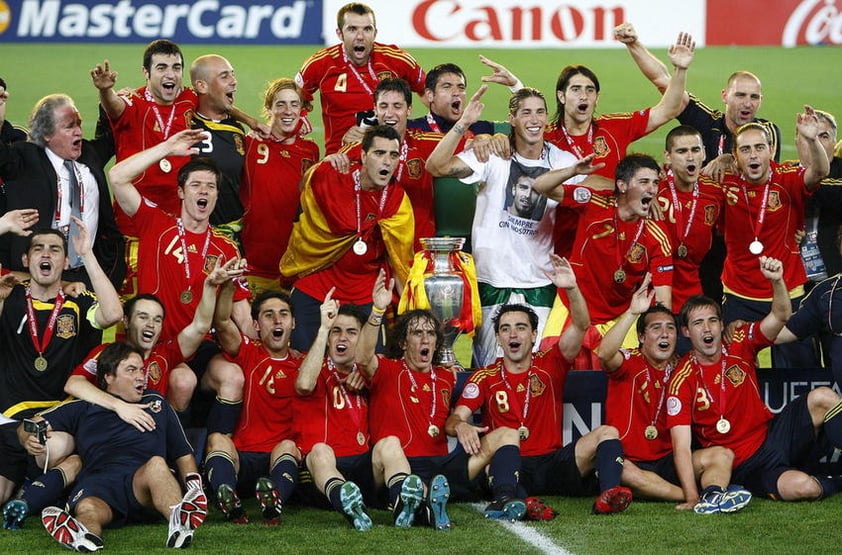 Fue pieza clave en la conquista de la Eurocopa 2008.