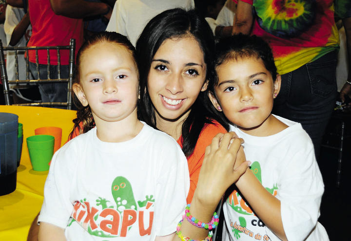 Sofí­a, Bárbara y Sofi.