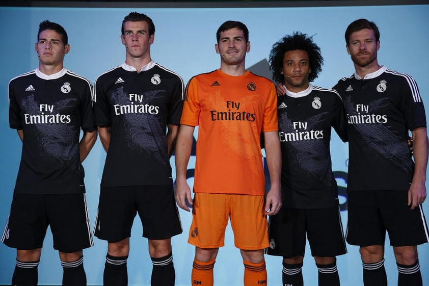 La presentación se dio  en el palco de honor del estadio Santiago Bernabéu.