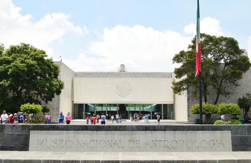 El Museo Nacional de Antopología celebra sus primeros 50 años con esta exposición del artista y disidente chino Ai Weiwei.