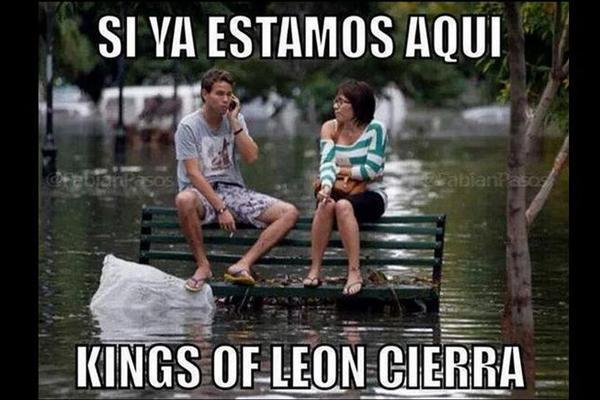 Memes acerca de la lluvia y el lodo en el Corona Capital han circulado en la red.