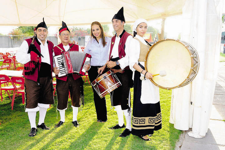 Pedro Garcí­a, César Ramíez, Laura Fernández, Andrés Fernández y Gina Luévanos.