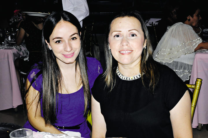 Silvia y Naty.