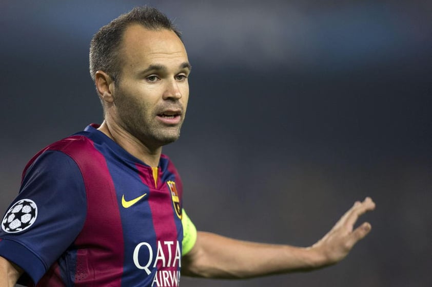 Andrés Iniesta siempre vital en el juego de la Roja y del Barça.