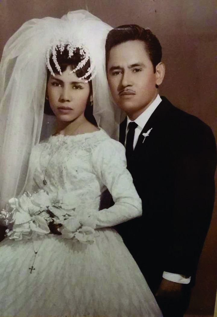 Jesús Barrios Muñoz y Rosa María López Vázquez el día de su boda el 1 de enero de 1964. Cumplen 50 años de casados.