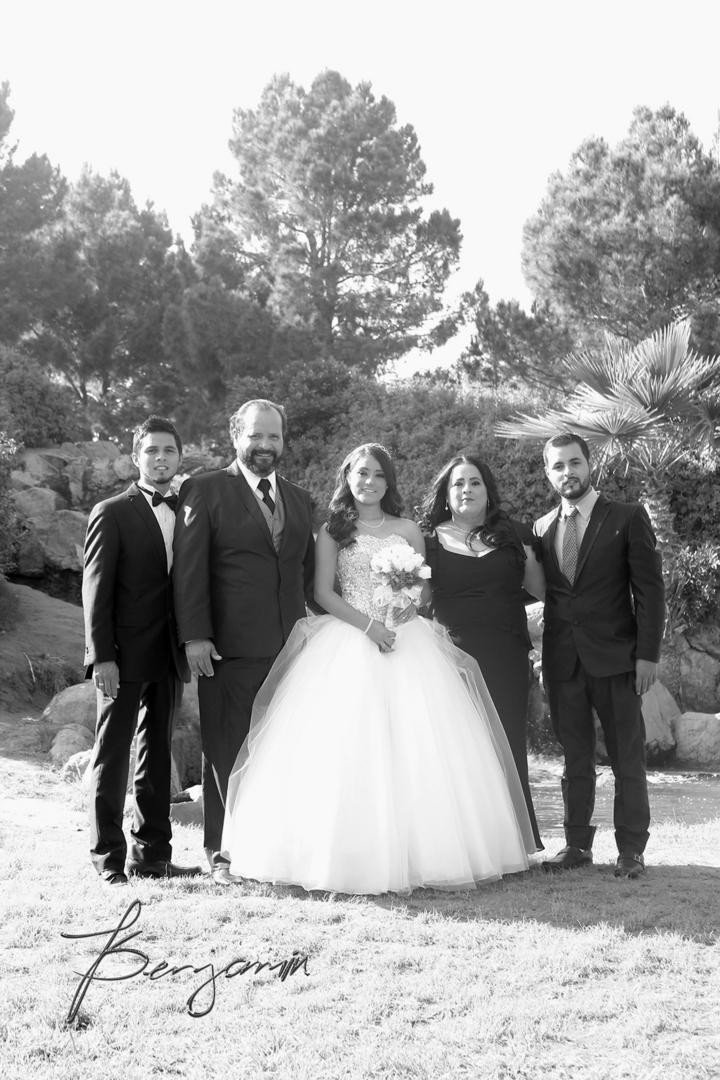 25012015 Alejandra Paola Tagle Pérez disfrutó al máximo este día tan especial en compañía de su familia.-  Benjamín Fotografía