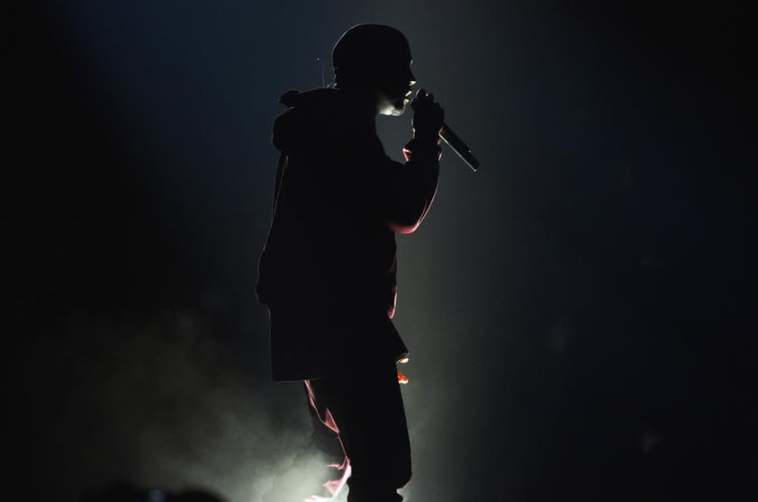 Después de 6 años, Kanye West regresó a los Grammys con una actuación musical.