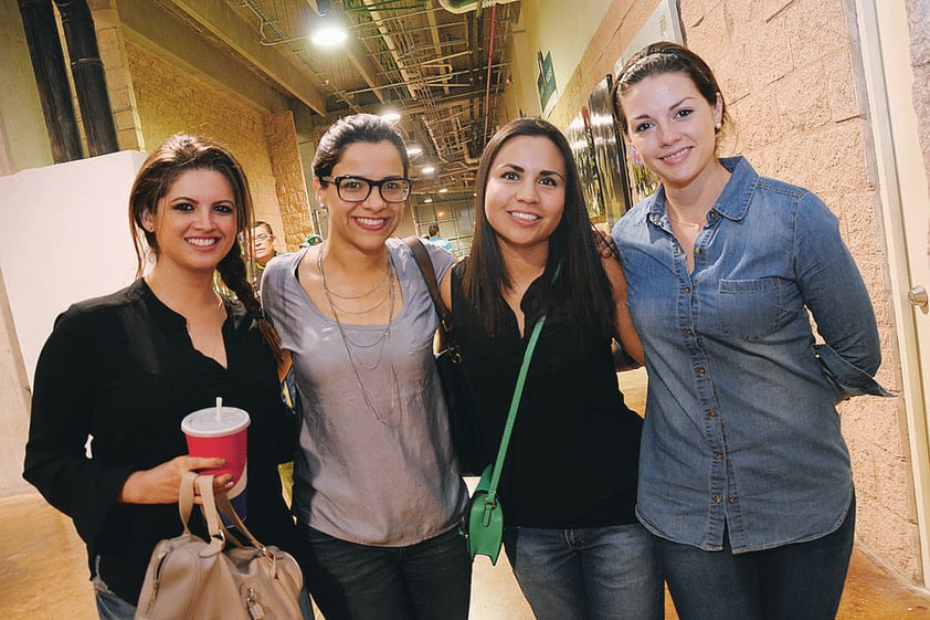 Valery, Alejandra, Sonia y Priscilla.