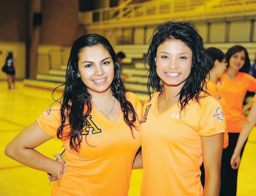 DEPORTISTAS.  Estefanny y Élida.