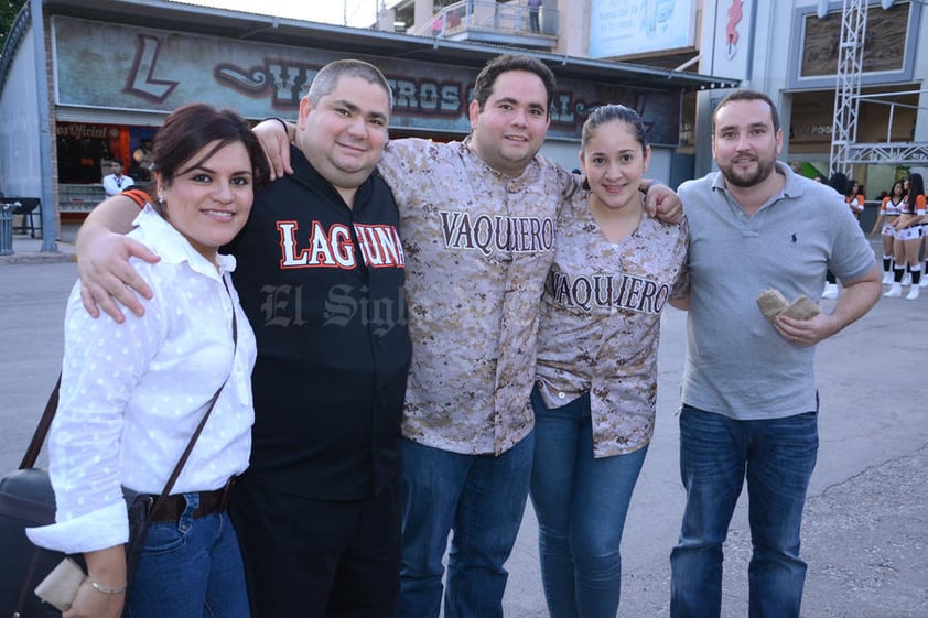 Karina, Alberto, Andrés, Liliana y Jaime.