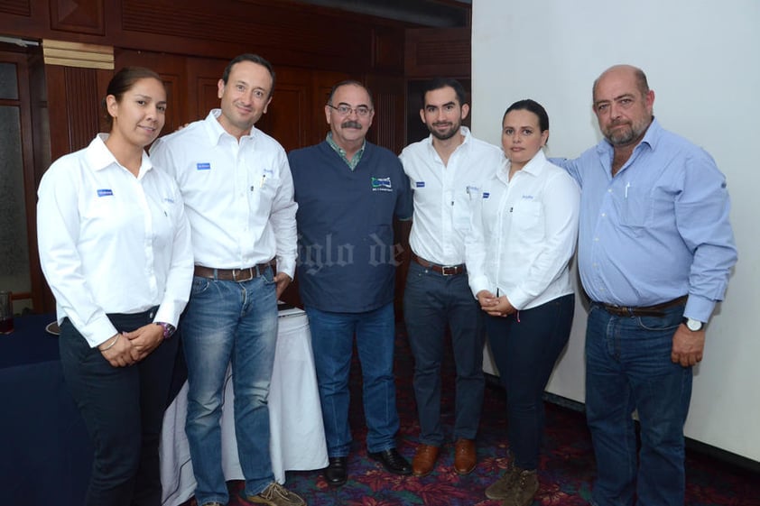 Roberto, Rolando, Francisco y Juan Carlos.