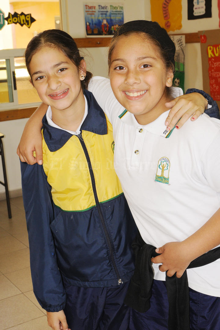 Ximena y María José.