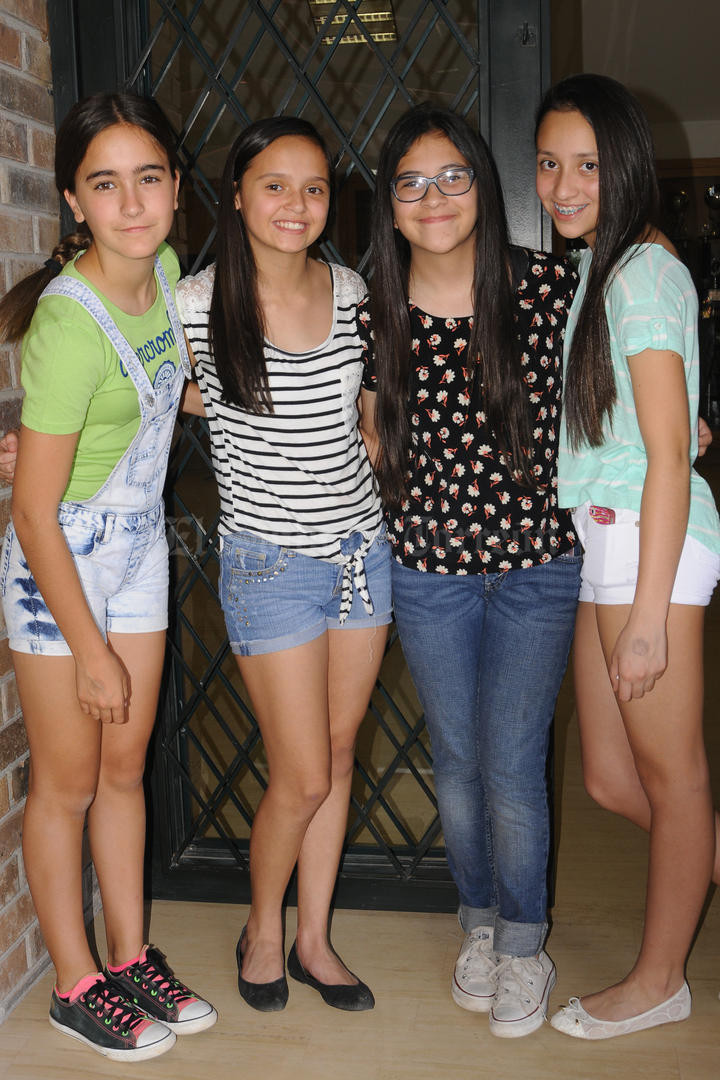 Jimena, Mayka, Marijose y Marifer.