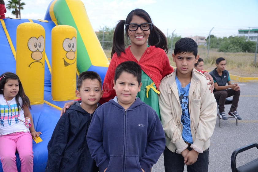 05052015 Leonel, Nallely, Marlen, Aymar y Regina.