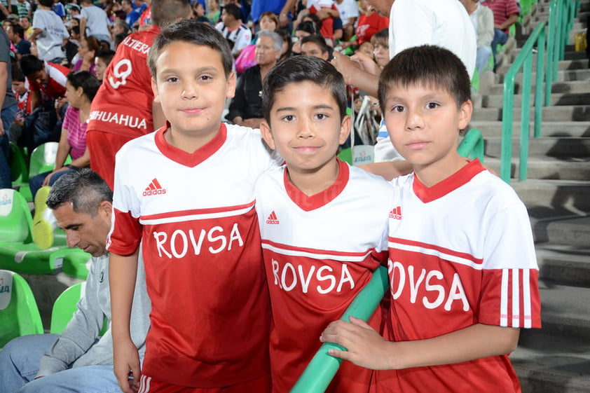 06052015 PEQUEñOS FUTBOLISTAS.  Hugo, Gibram y Daniel.