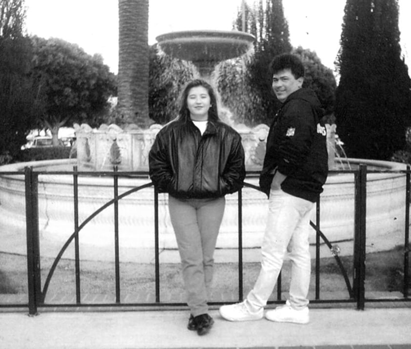 Minerva y Virgilio Mendoza en 1990; actualmente, radican
en San José, California.