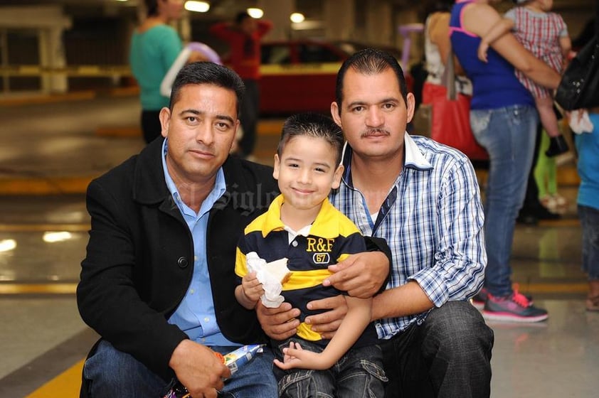 12052015 Jorge, Ángel y Abraham.