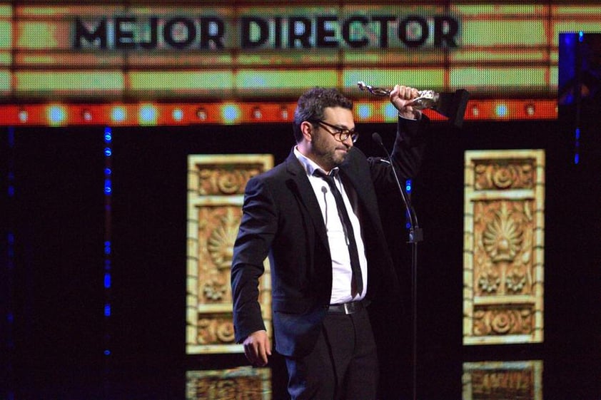 Además de ser reconocida como Mejor Película, obtuvo los galardones de Mejor Ópera Prima, Mejor Dirección (Alonso Ruizpalacios), Mejor Fotografía (Damián García) y Mejor Sonido (Isabel Muñoz, Pedro González, Gabriel Teyna y Kyoshi Osawa).