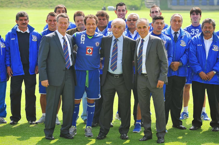 Bueno dijo que su llegada a Cruz Azul representa "el reto más grande de su carrera".