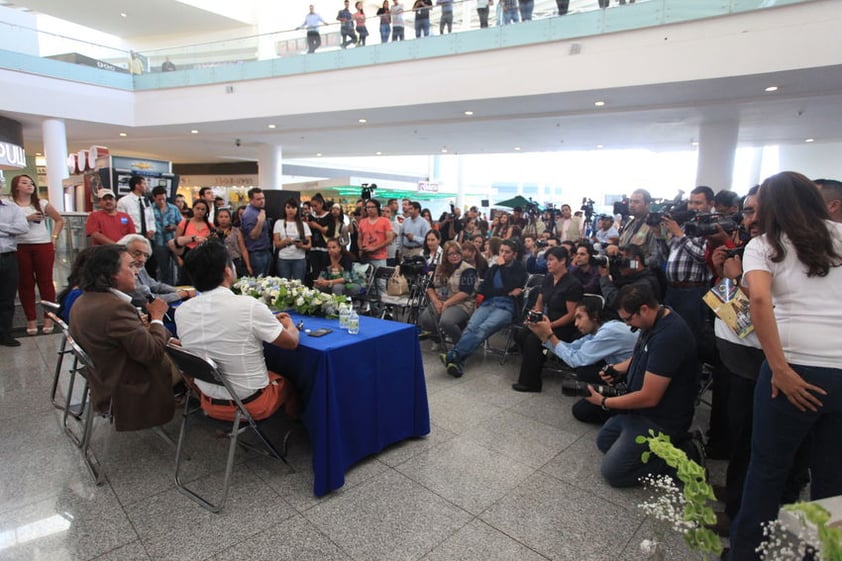 Los actores atendieron a los medios de comunicación duranguenses con motivo del arranque del festival.