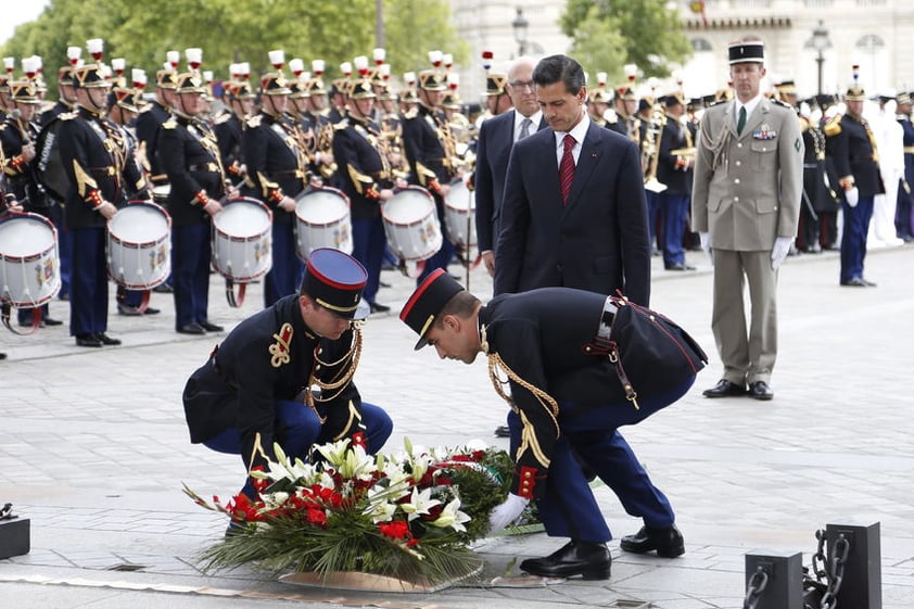 Este fue el segundo Día de actividades de la Visita de Estado de Enrique Peña Nieto a Francia.