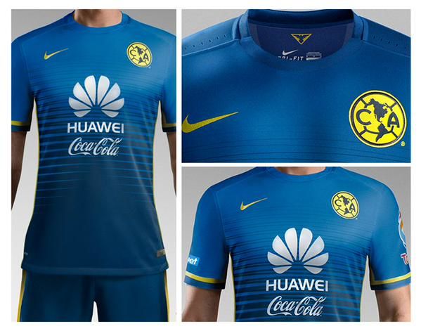 Y por último el segundo uniforme de las Águilas, con un azul total.