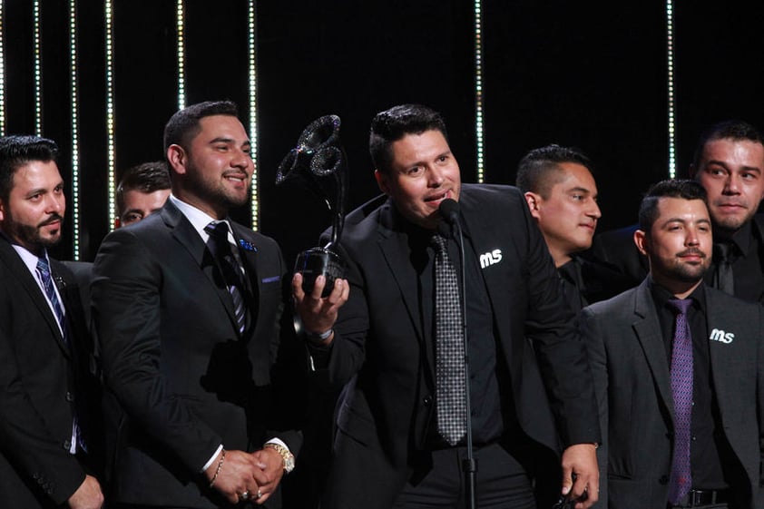 La banda MS se alzó con el premio de Banda del Año.