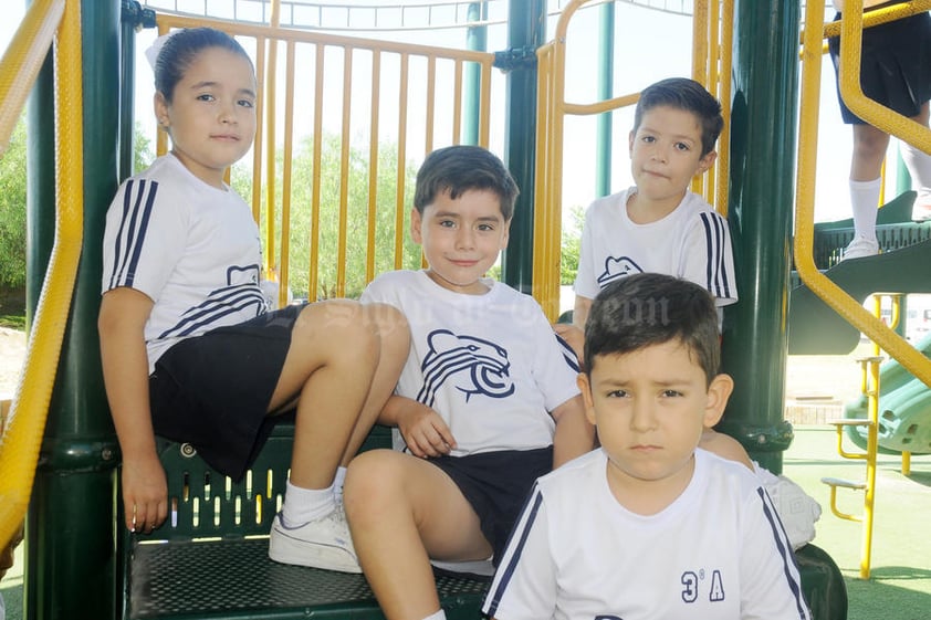 28082015 Melisa, Edy, Ángel y Sebastián.