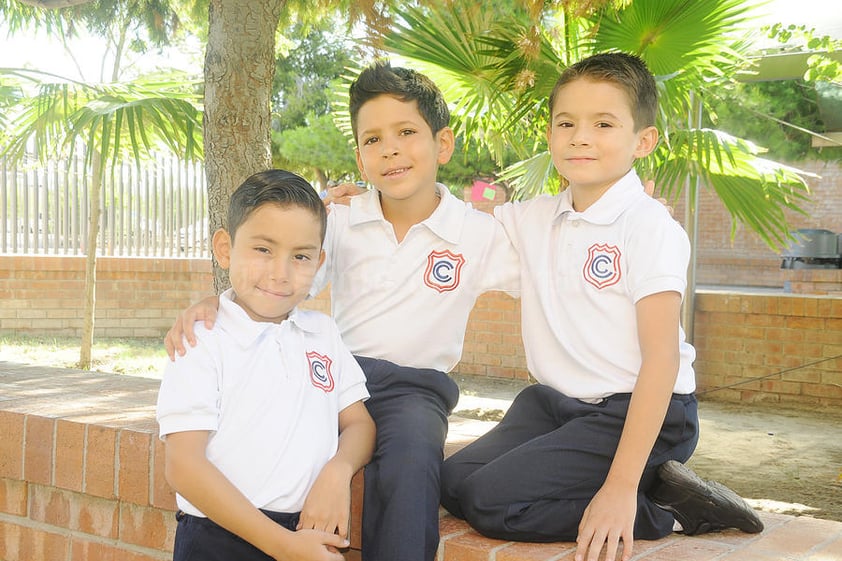 28082015 Maximiliano, Elías y Alejandro.