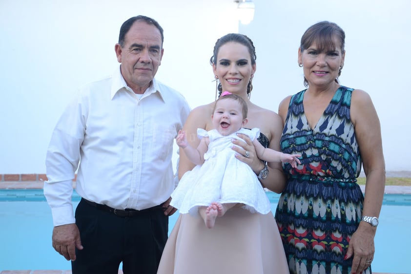 Armando, Cristy, Miranda y Luly