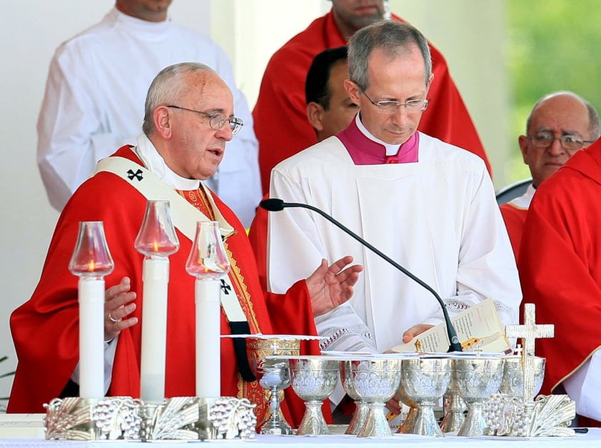 El líder católico elogió el papel que desempeñan las "casas de misión" en Cuba ante la "escasez de templos y sacerdotes" en la isla.