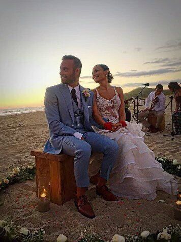 Marimar Vega y Luis Ernesto Franco se dieron el sí en la playa.