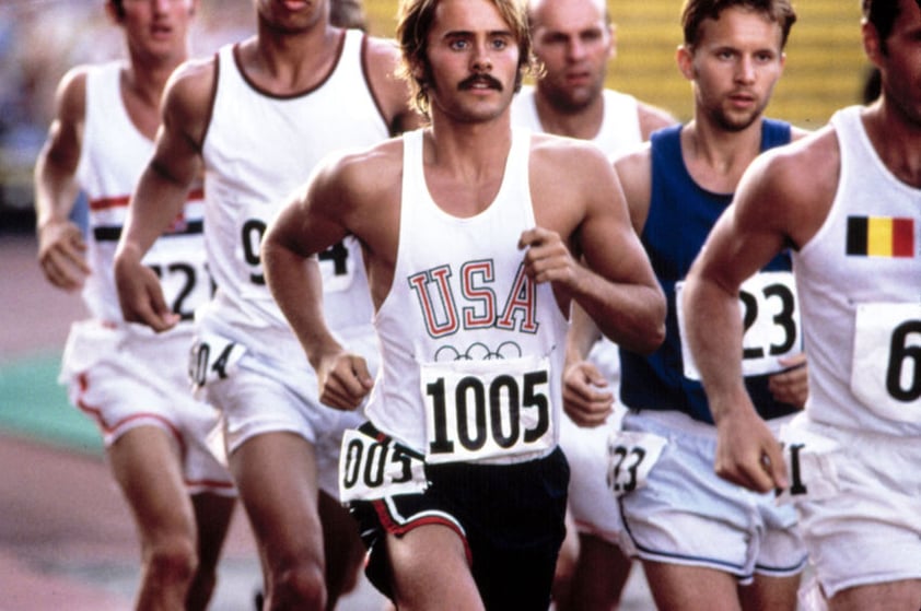 En Prefontaine Leto da vida al mediofondista estadounidense Steve Prefontaine, un atleta que fue clasificado en los 5 mil metros de los Juegos Olímpicos de Múnich (1972) y que falleció en un trágico accidente de coche con sólo 24 años y en la cima de su carrera.