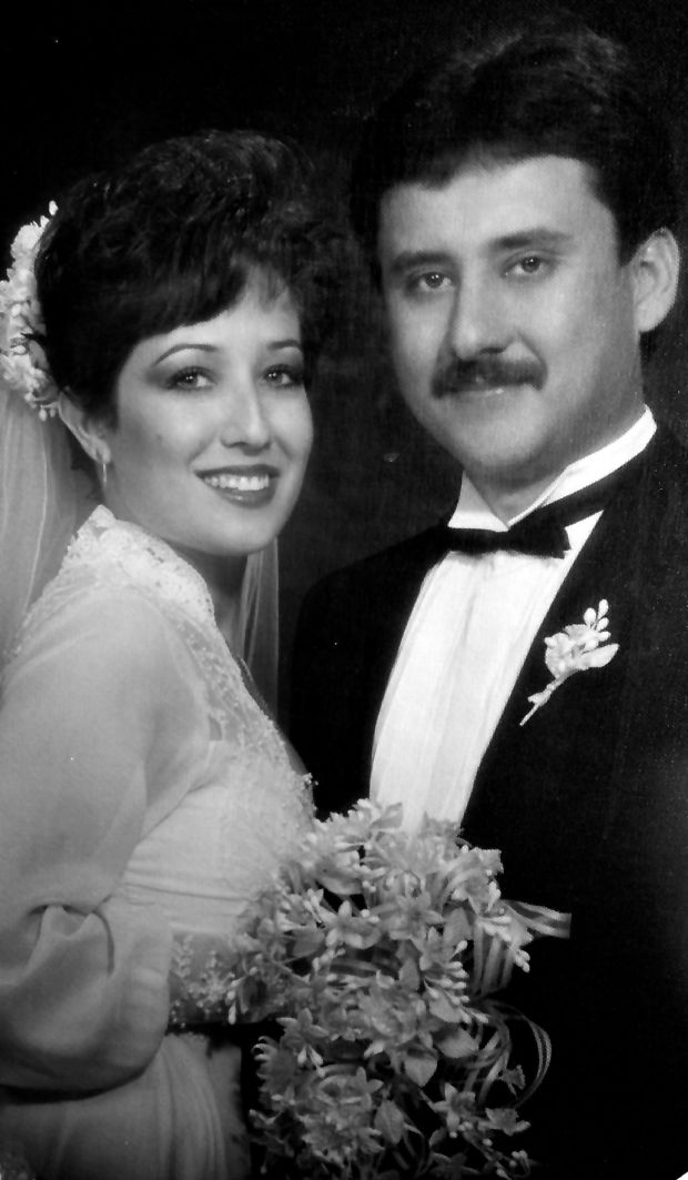 Celebrando 25 años de feliz matrimonio, Blanca Martínez y Alfredo Luna.