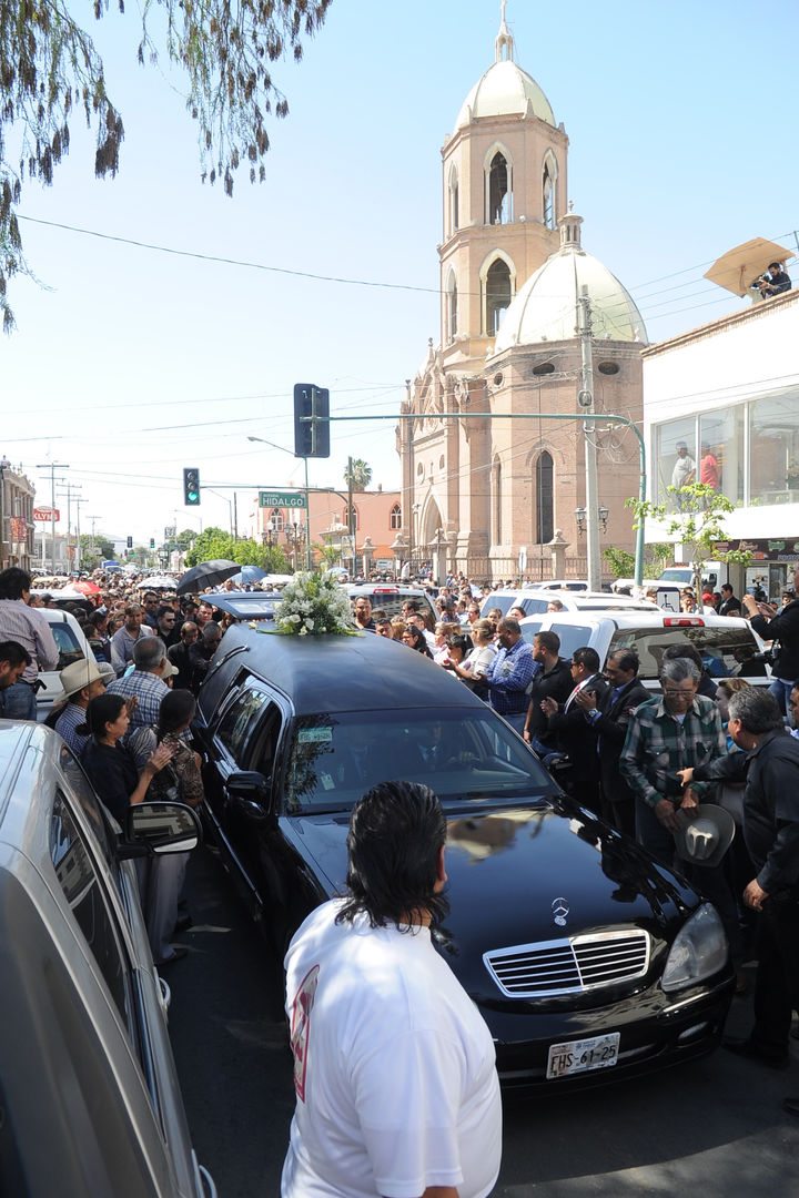 Los laguneros le mostraron cariño al expresidente de Gómez Palacio.