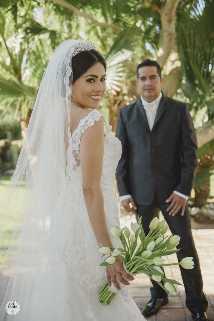 03042016 Ing. Francia de Alejandría Burciaga Ramírez e Ing. Alejandro Ante Ramírez contrajeron matrimonio en la Capilla La Piedad el día 12 de marzo de 2016. Ellos son hijos de los señores: Dr. José Guadalupe Burciaga Torres y Sra. Juanita Ramírez de Burciaga; Sr. Mario Ante Martínez y Sra. Alejandra Ramírez Ruiz. - Estudio Ed Isais