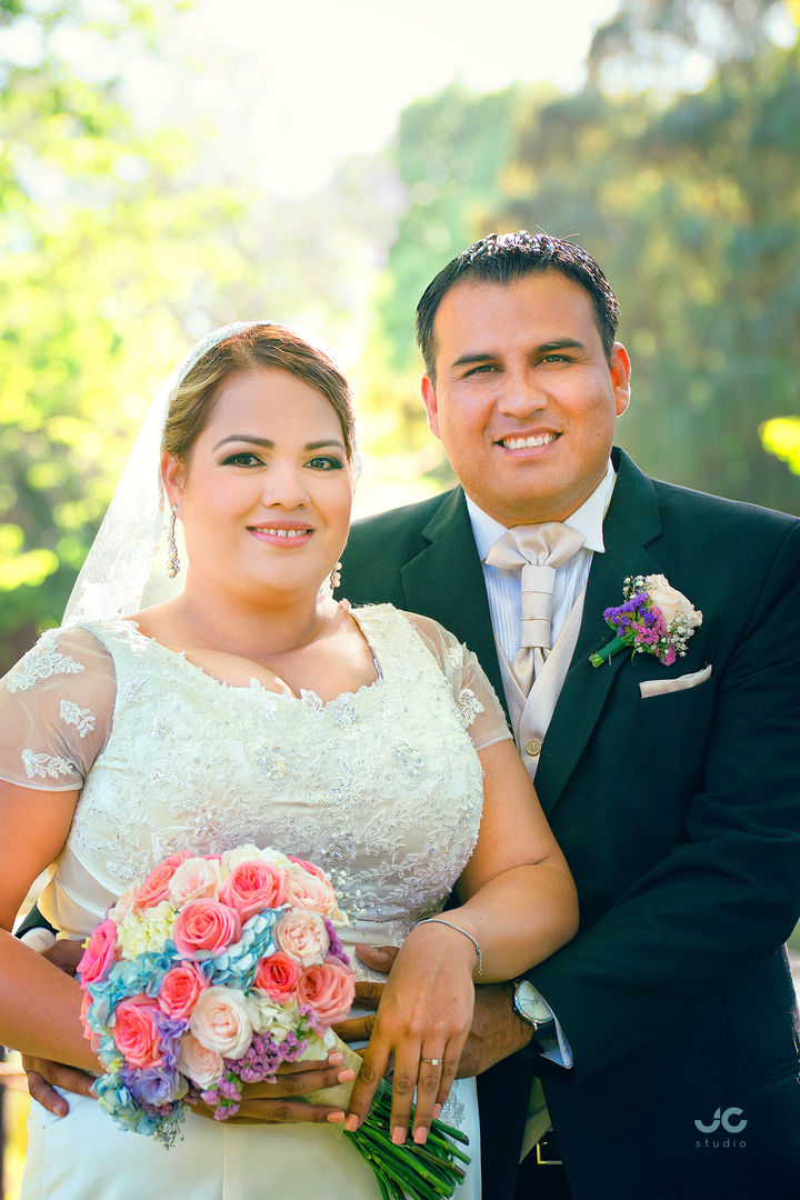 24042016 Nadia Azucena Altamirano MartÃ­nez y Juan Pablo Pacheco MartÃ­nez llegaron al altar el 16 de abril de 2016. Son hijos de los seÃ±ores: Porfirio Altamirano Gaona (f) y MarÃ­a del Carmen MartÃ­nez Anaya; Epifanio Pacheco RodrÃ­guez (f) y Guadalupe MartÃ­nez Grijalva.- JC Studio