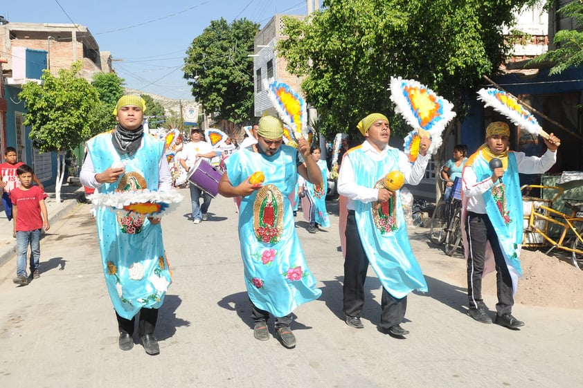 Los danzantes mostraron su devoción.