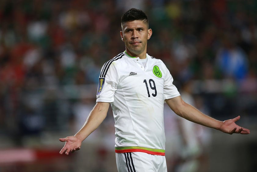 El delantero de América, Oribe Peralta, aportará su experiencia en la delantera mexicana.